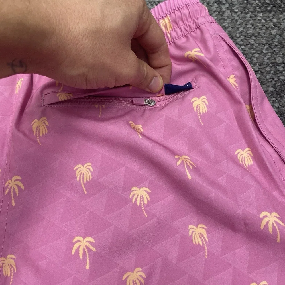 CHUBBIES mens small the Gumballs  5.5